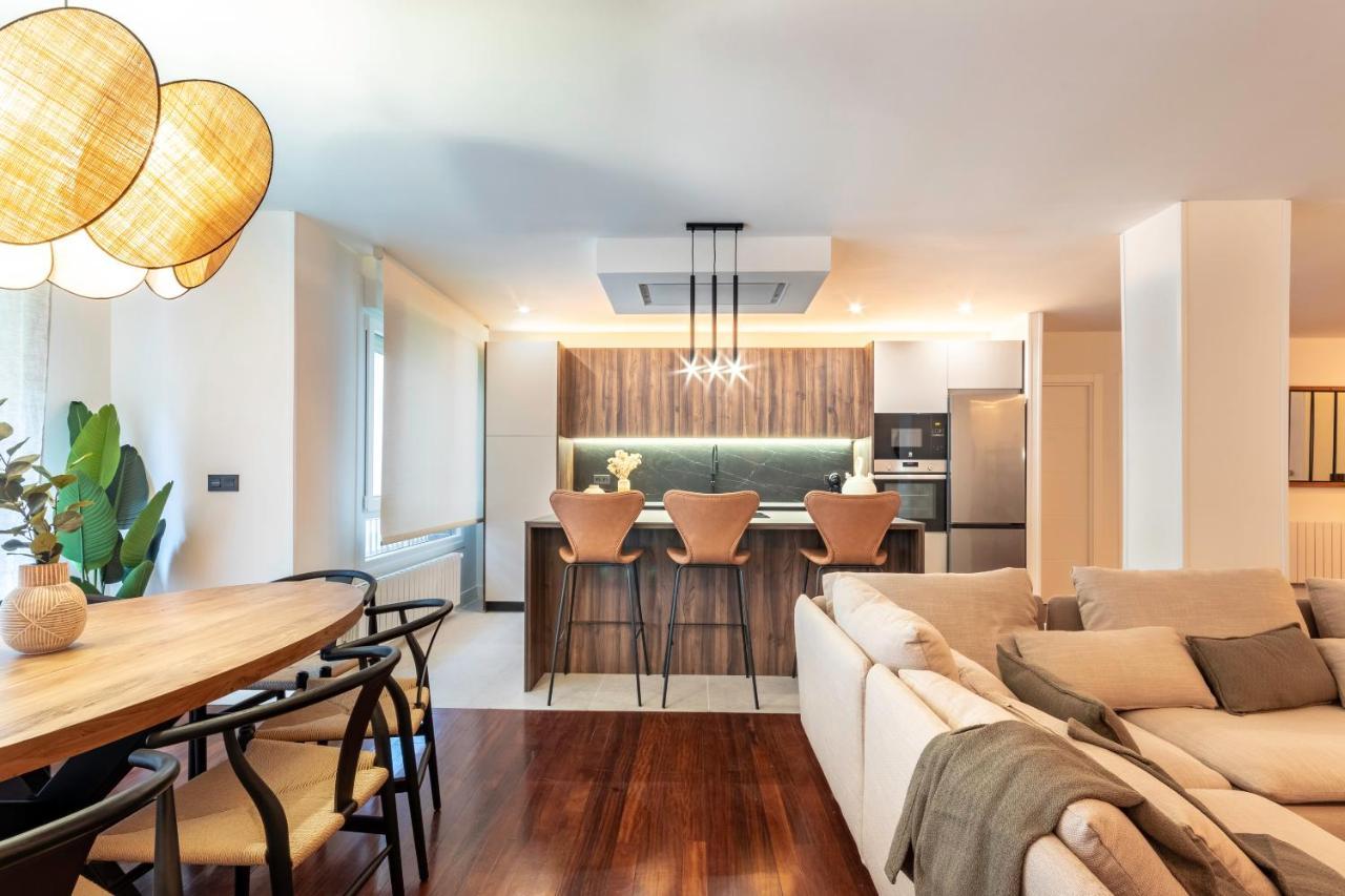 New! Lovely 4-Bedroom Loft In Bilbao Eksteriør billede