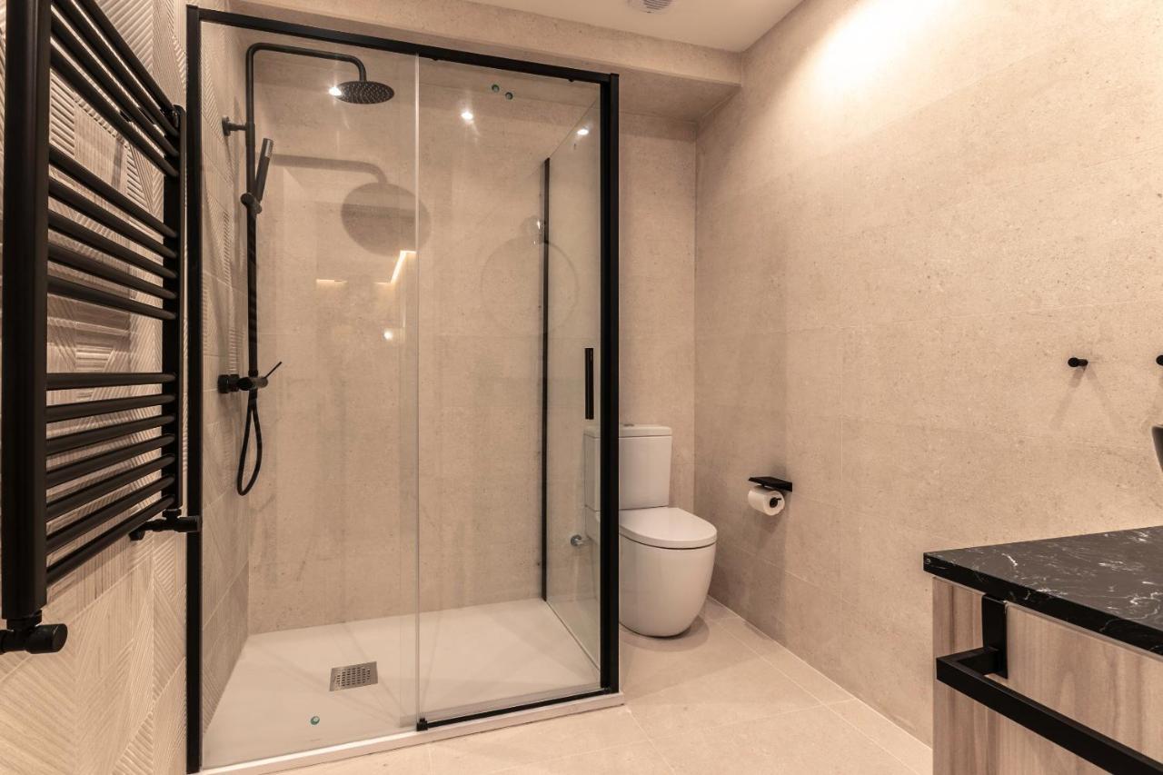New! Lovely 4-Bedroom Loft In Bilbao Eksteriør billede